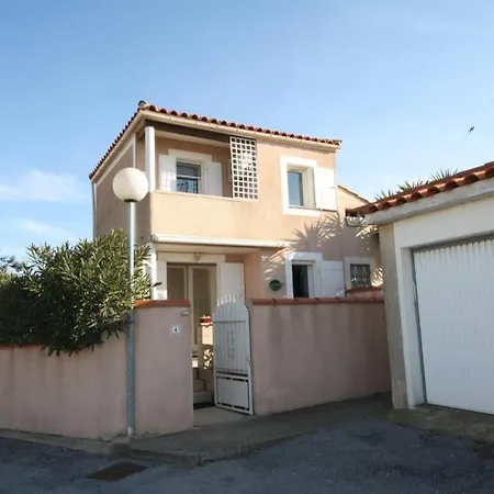Front De Mer Apartment